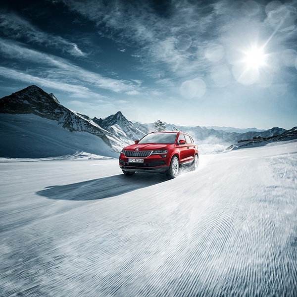 精甲锐衣品牌车漆保护膜推出了专属的车衣保险《精益保...